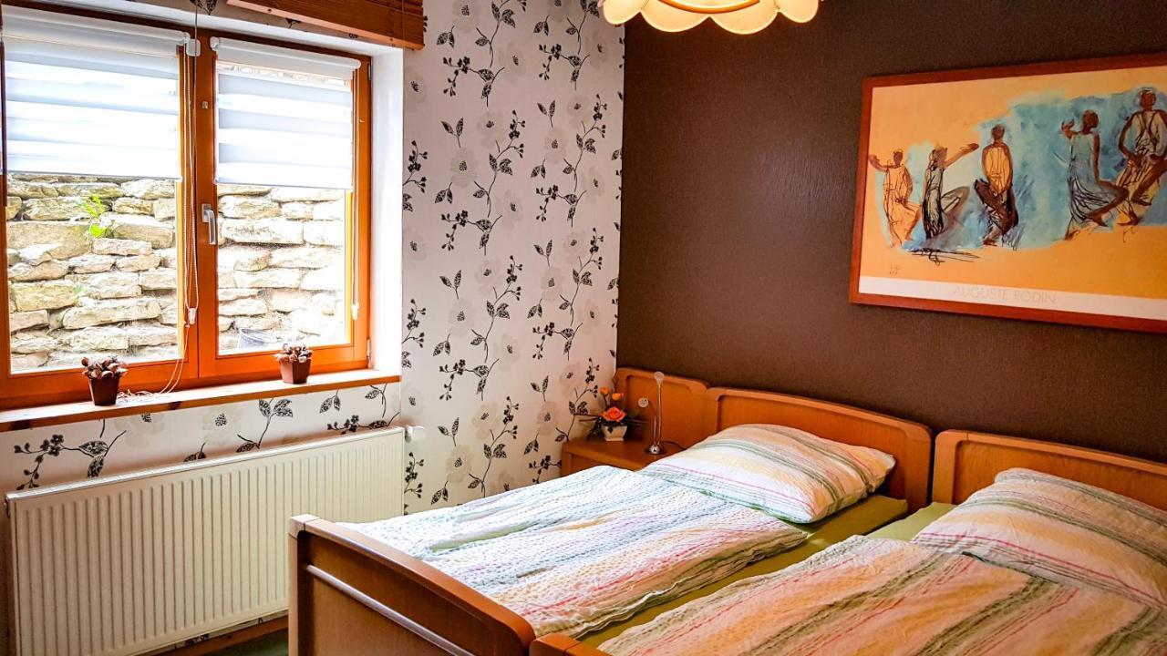 Ferienwohnung Reuscher, Trier-Newel Buitenkant foto